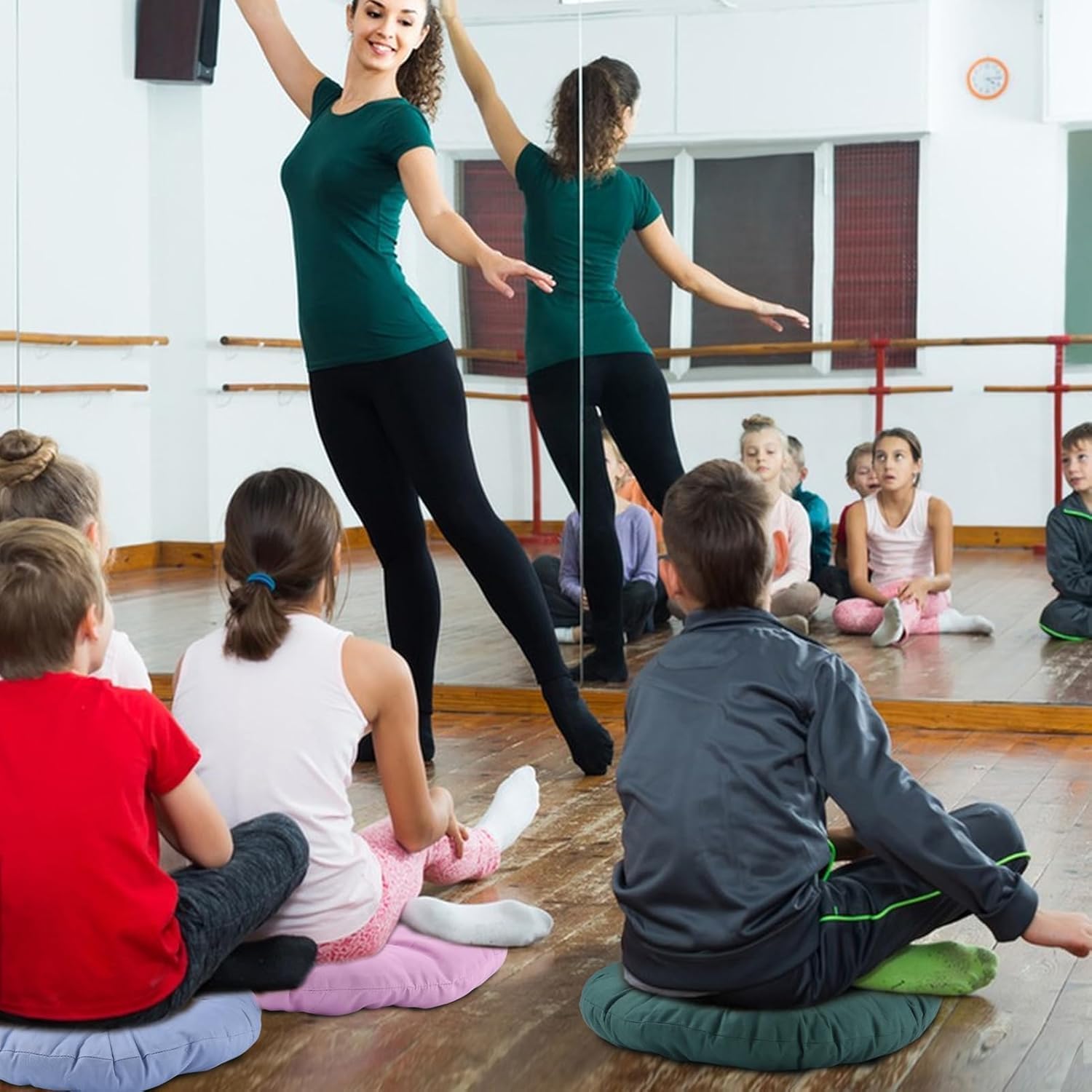 24 Pcs 16 Inch Round Floor Pillows Round Floor Cushions for Kids Adluts Flexible Seating Pillows Chair Floor Cushion Reading Cushion for Classroom Home School Playing Supplies 12 Colors