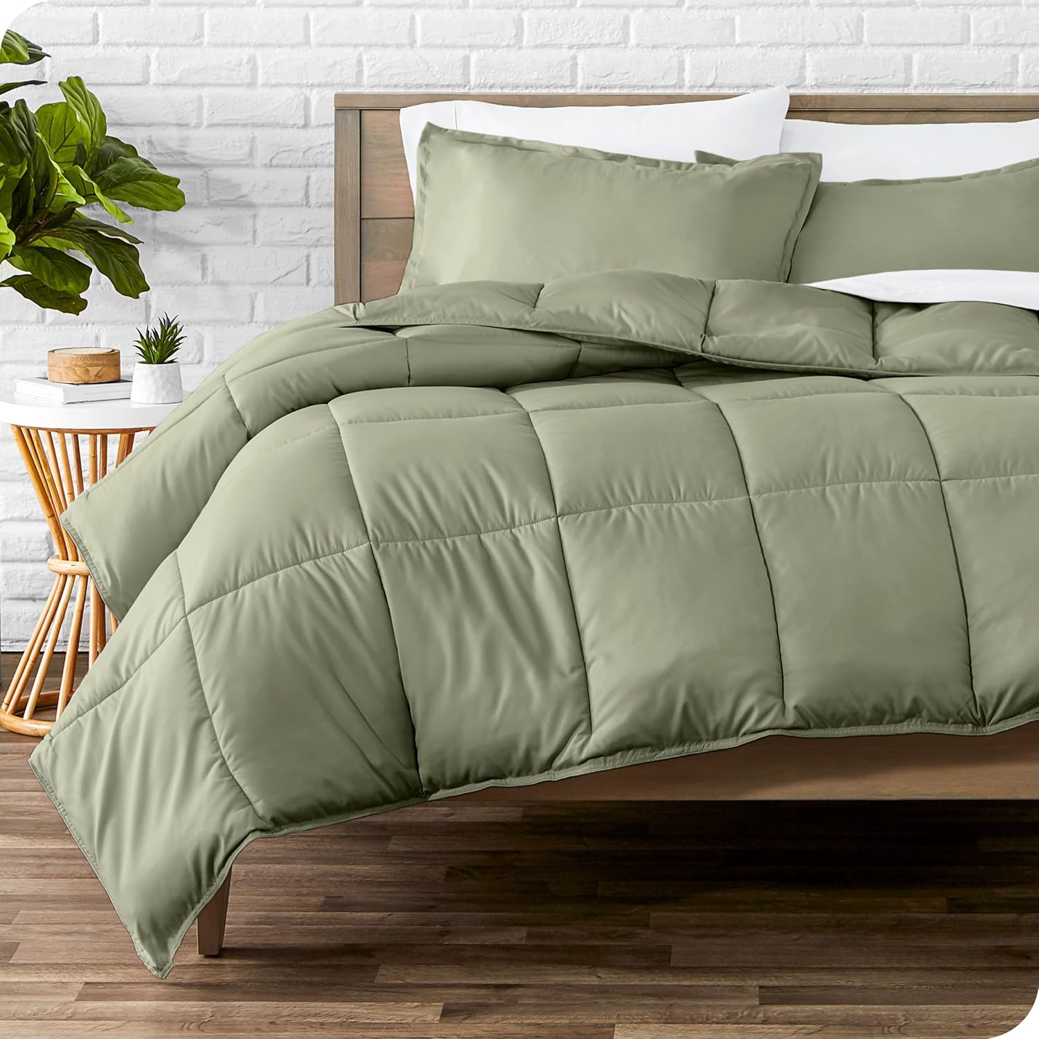 Bare Home Comforter Set - Queen Size - Ultra-Soft - Goose Down Alternative - Premium 1800 Series - All Season Warmth (Queen, Grey)