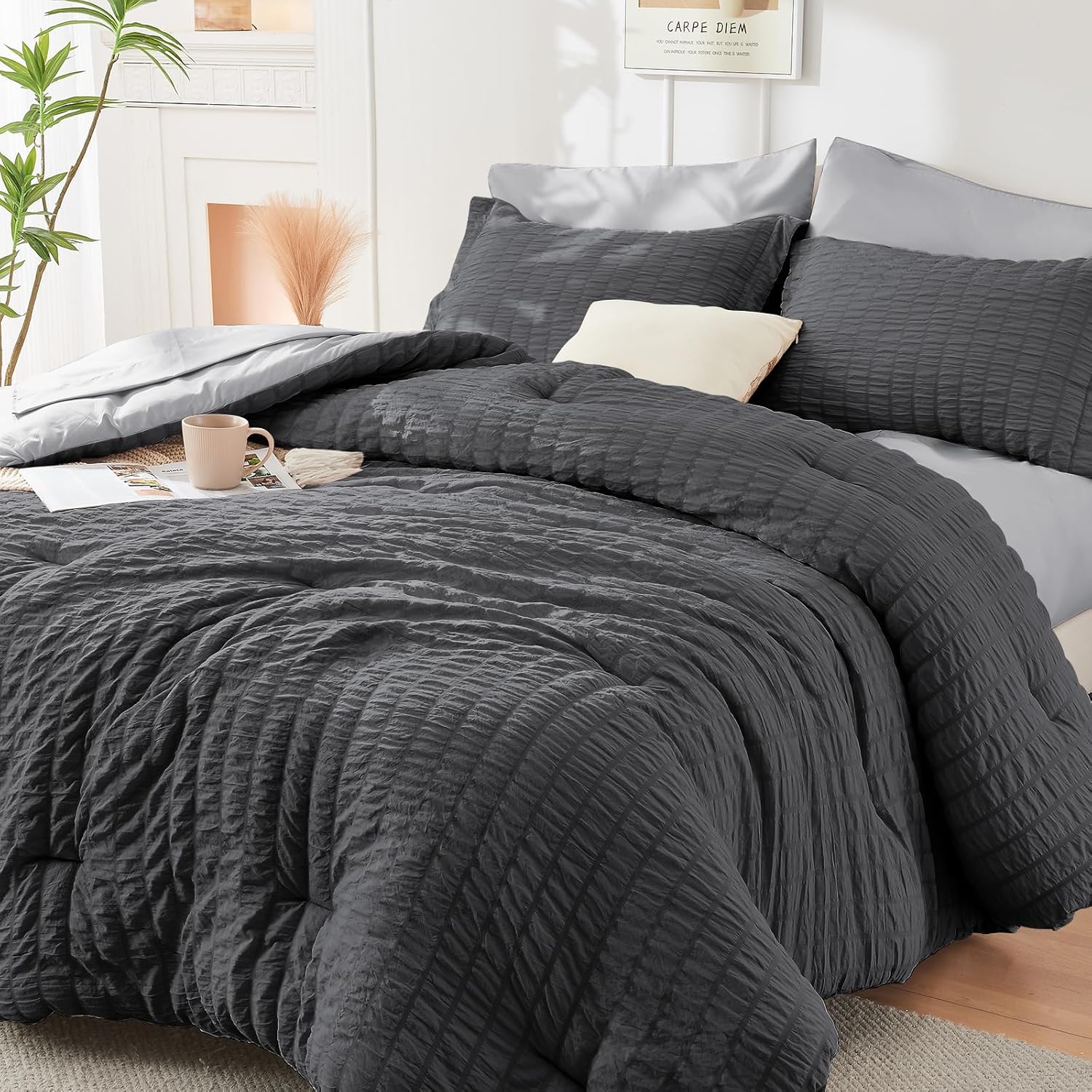 HYMOKEGE Queen Comforter Set Seersucker 7 Pieces, All Season Luxury Bed in a Bag for Bedroom, Bedding Set with Comforters, Sheets, Pillowcases & Shams, Dark Grey
