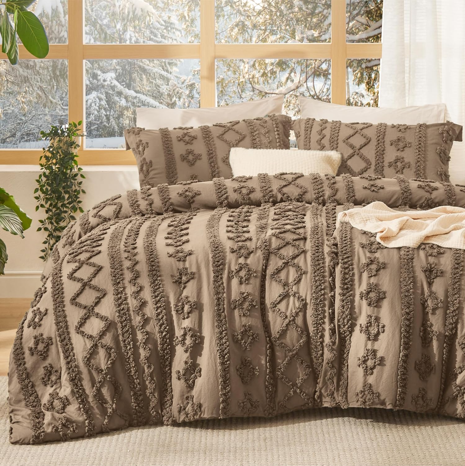 Bedsure Tufted Boho Comforter Set Queen Size - Dark Grey Boho Bed Set, GentleSoft™ 3 Pieces Farmhouse Shabby Chic Embroidery Bedding, Gifts for Woman, Soft Jacquard Queen Comforter for All Seasons
